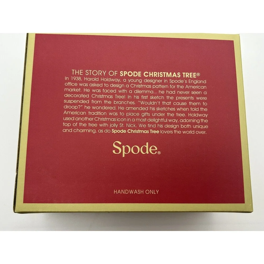 Spode Christmas Tree Santa & Gift Box Salt Pepper Shakers w/ Box Holiday